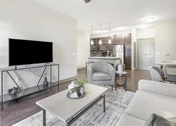 Landing Modern With Amazing Amenities *