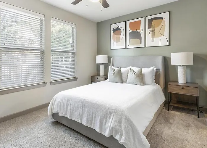 Landing Modern With Amazing Amenities Appartement